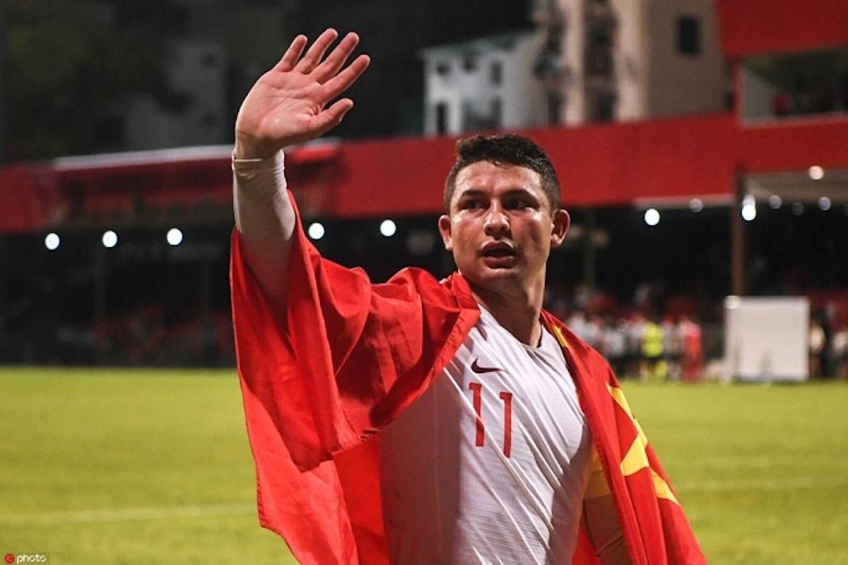 Ai Kesen luôn là sự lựa chọn hàng đầu trên hàng công của Trung Quốc