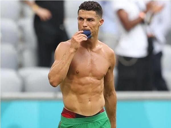 Cristiano Ronaldo, cầu thủ đáng chú ý tại EURO 2020