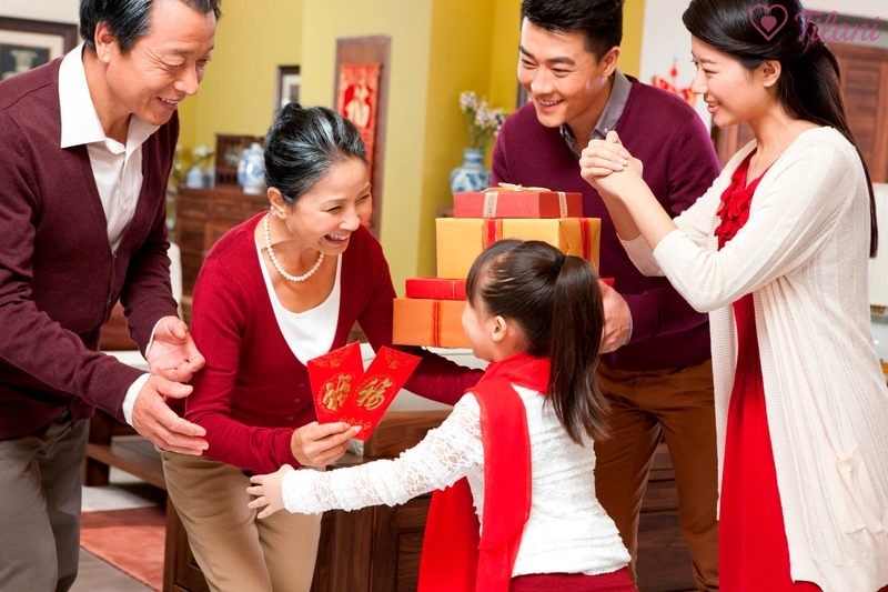 Truyền thống tặng quà trong các dịp lễ Tết