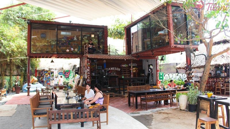 Secret Garden của Saigon Outcast là địa điểm hẹn hò riêng tư ở Sài Gòn mang phong cách nghệ thuật giữa thiên nhiên.