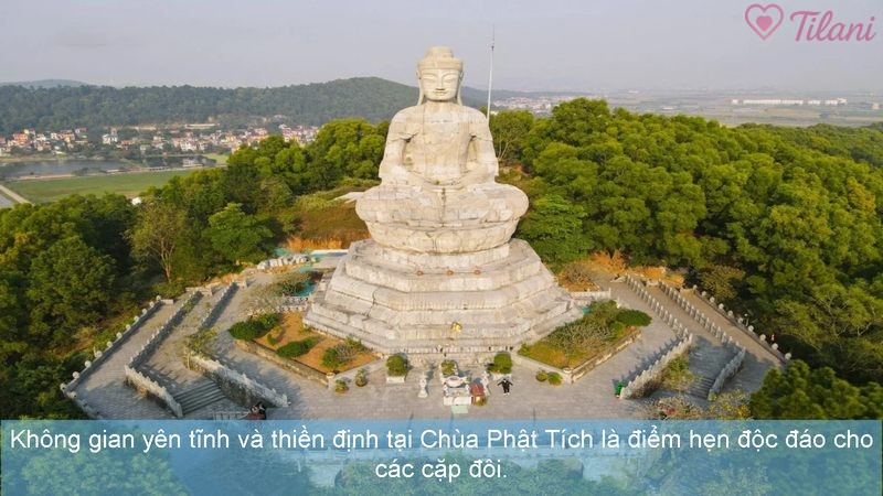 Không gian yên tĩnh và thiền định tại Chùa Phật Tích là điểm hẹn độc đáo cho các cặp đôi.